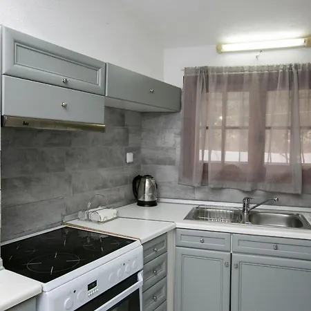 Kouf * Nea Iraklitsa